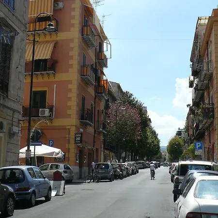Archimede Casa Vacanze Guest house *