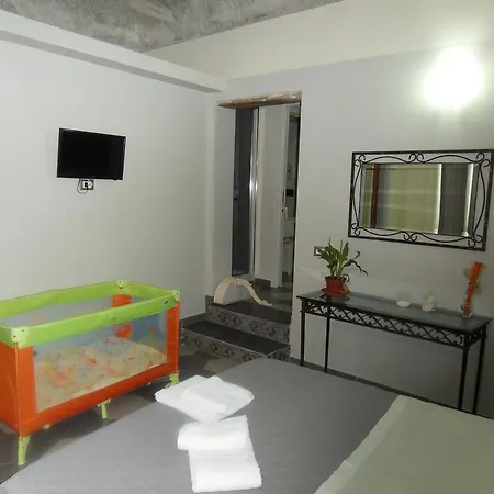 Archimede Casa Vacanze Guest house *